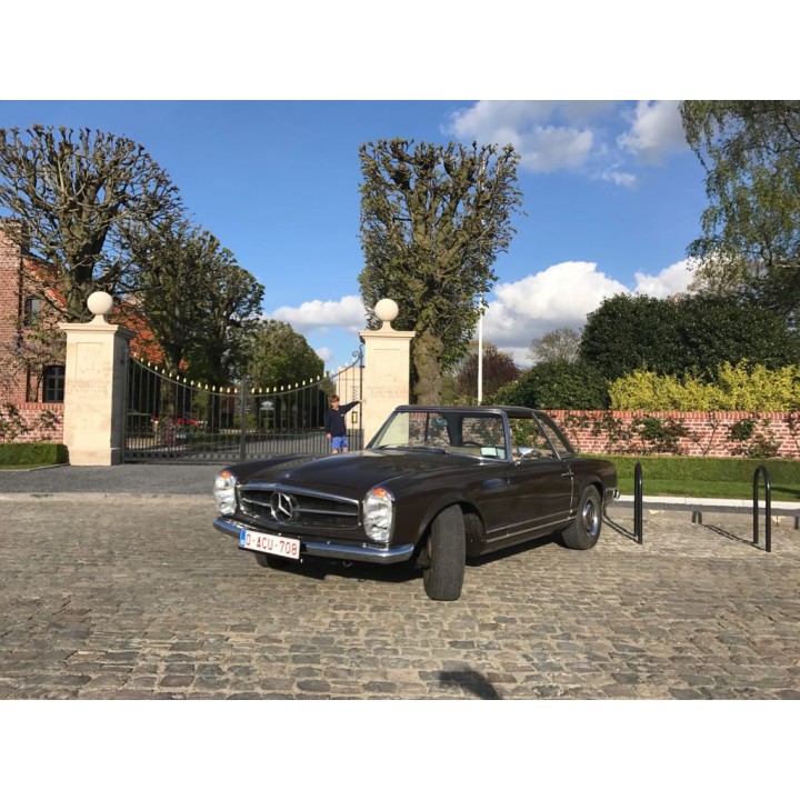 1967 MERCEDES 250SL W113