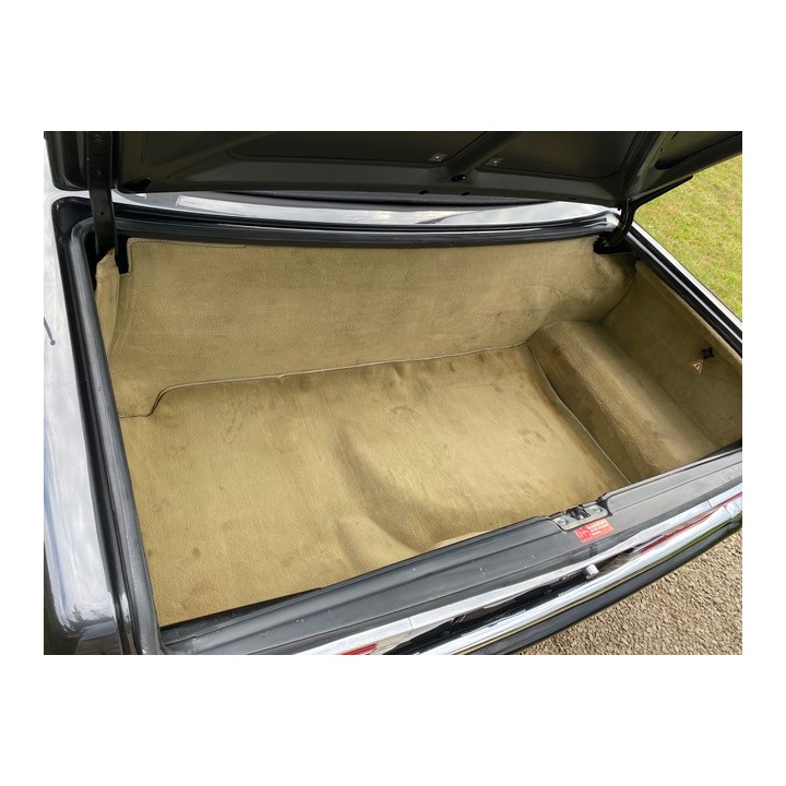 1986 MERCEDES-BENZ W107 560 SL European version