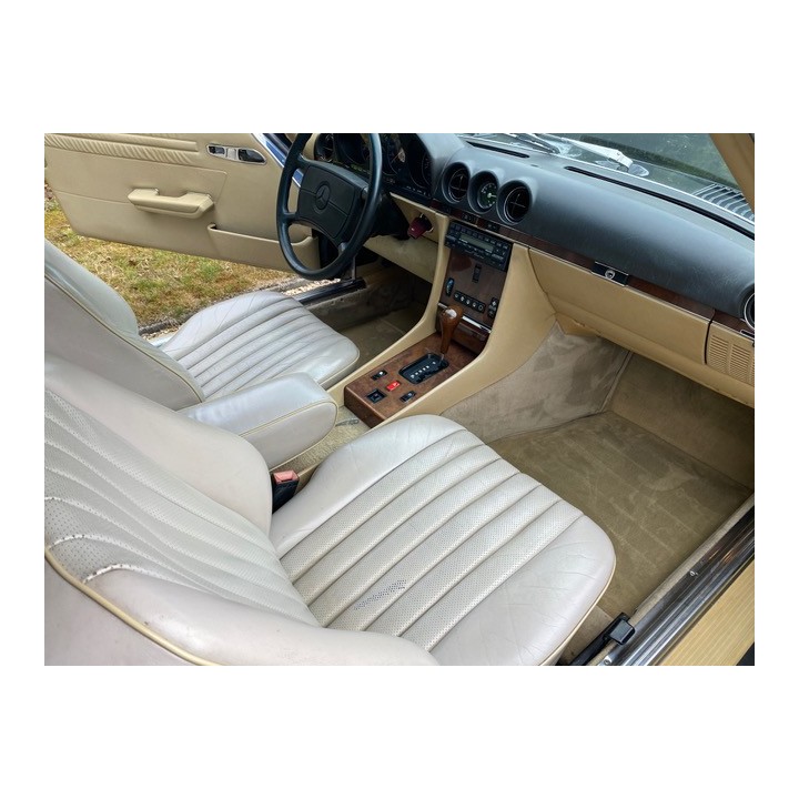 1986 MERCEDES-BENZ W107 560 SL European version