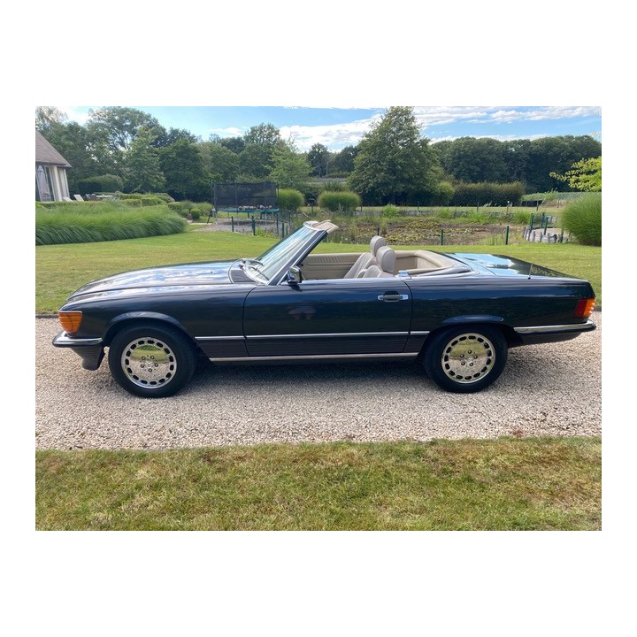 1986 MERCEDES-BENZ W107 560 SL European version