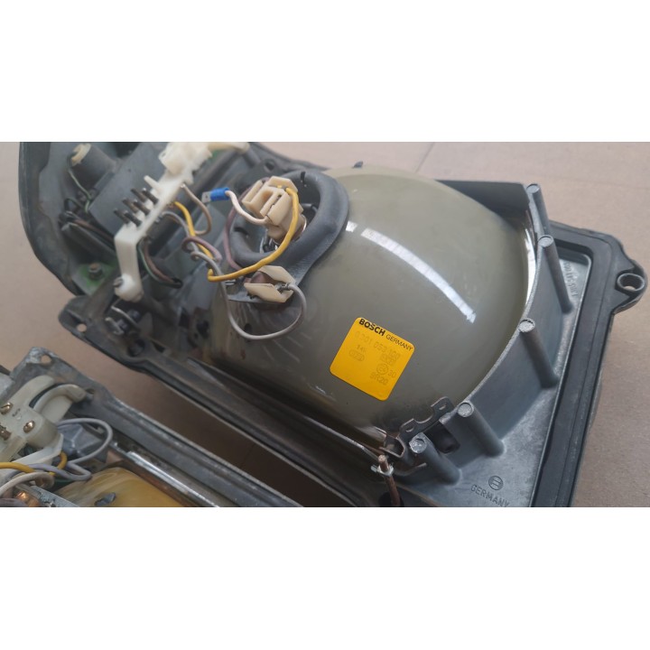 EU Headlights OEM Bosch - 0301053100 0301053101