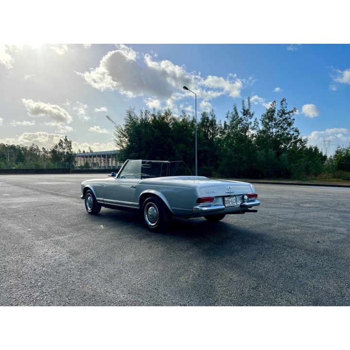 [A VENTE] 1965 MERCEDES 230SL W113